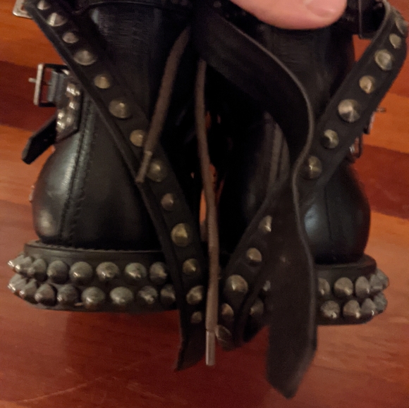 Saint Laurent boot size 36.5 - Picture 10 of 16